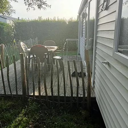 Luxueuze Stacaravan 4pers Met Terras En Tuintje Σπίτι διακοπών *